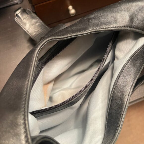 Vintage Coach Baguette Handbag - Picture 4 of 7